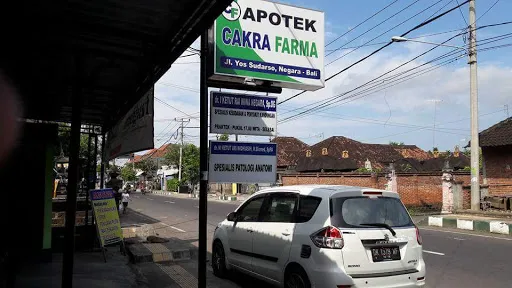apotek cakra Farma