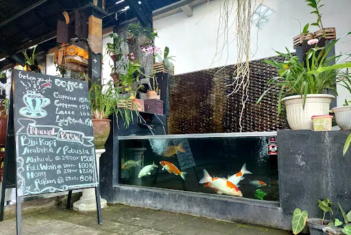 Warung Nasi Ayam Beten Poh - Banjar Satria 1