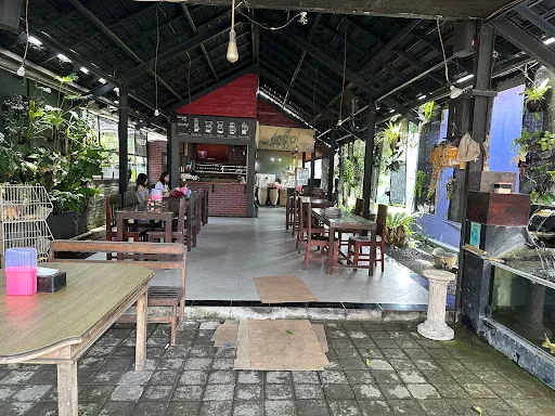 Warung Nasi Ayam Beten Poh - Banjar Satria 4