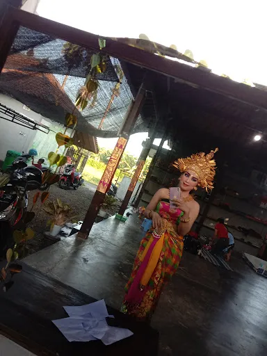 LEMBAGA KURSUS DAN PELATIHAN TARI BALI "PRADNYA SWARI" 3