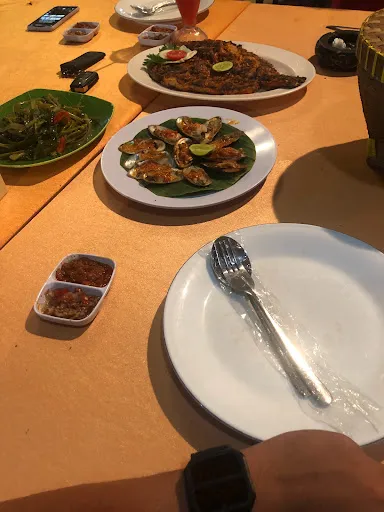 Ikan Bakar Jimbaran, Negara, 3
