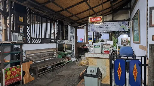 Warung Sri 4
