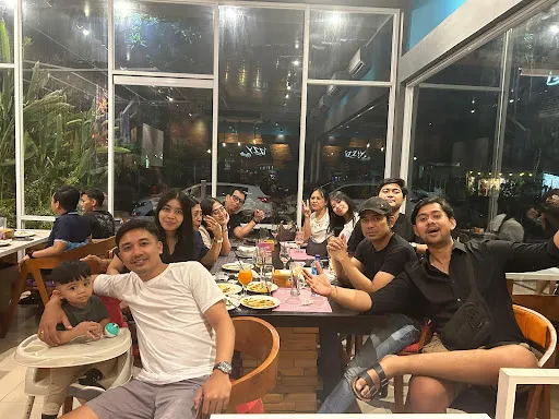 Izzy Resto Negara 3