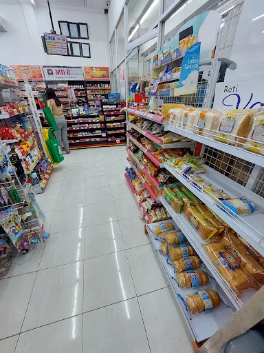 Toko SWT (Alfamart Gajah Mada Jembrana) 3