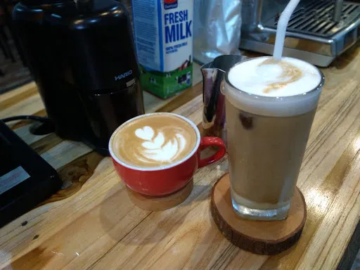 Griya Coffee - Space & Roastery 3