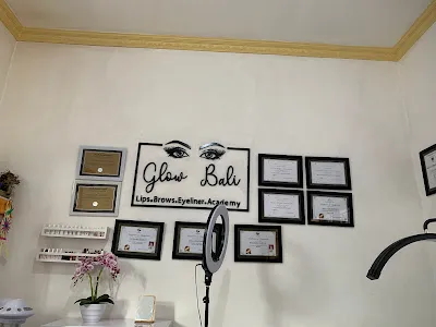 Glow Bali (Wulan Beauty Studio) 1