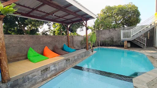 Menjangan View Homestay 2