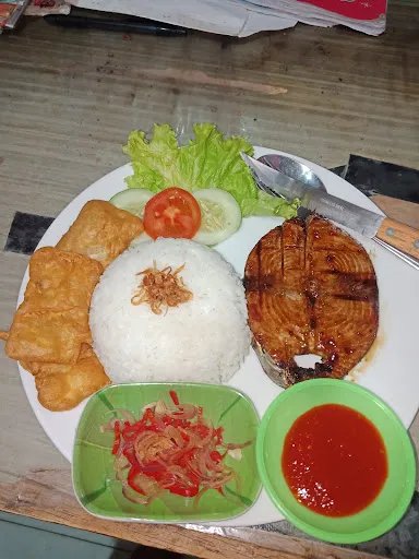 WARUNG MAKAN SRI AYU 1
