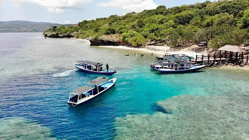 Blue Lagoon Dive Center 2
