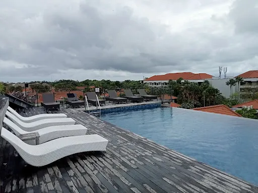 Menjangan Dynasty Resort 4