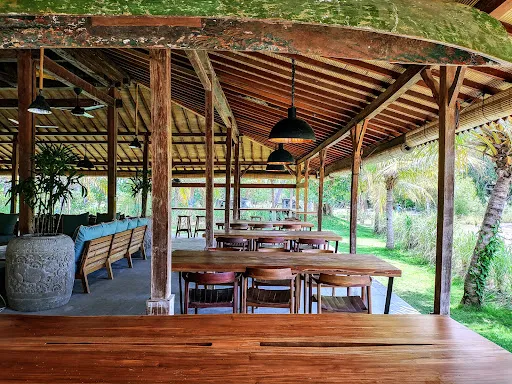 Mangroove Bay Restaurant 1