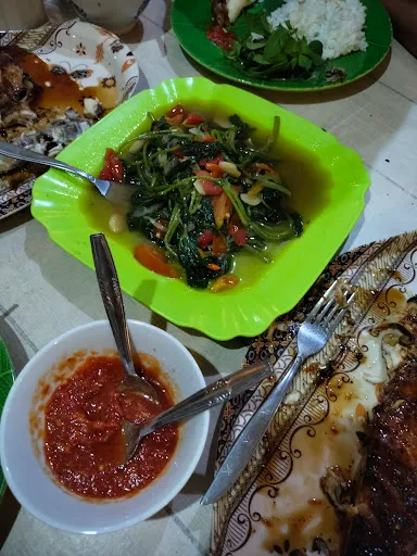Warung Muslim Pak Haji 4