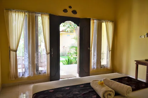 Adisiya Homestay Pemuteran 1