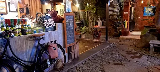 Warung Santai-Pemuteran 1