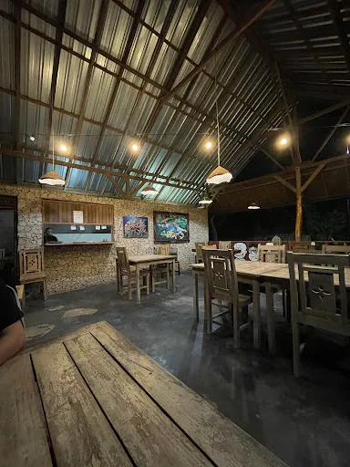 Warung Bukit Pemuteran 3