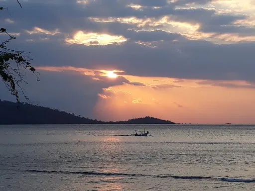 Pemuteran Transport Taxi 4