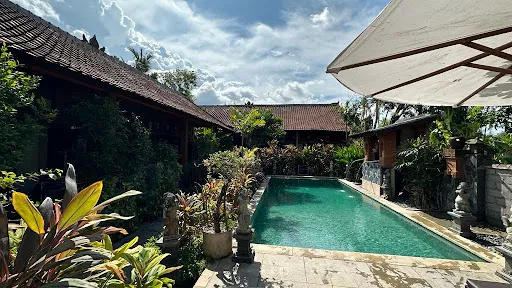 THE SARI BUNGALOWS 2
