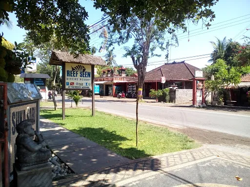 Suka Sari Cottages