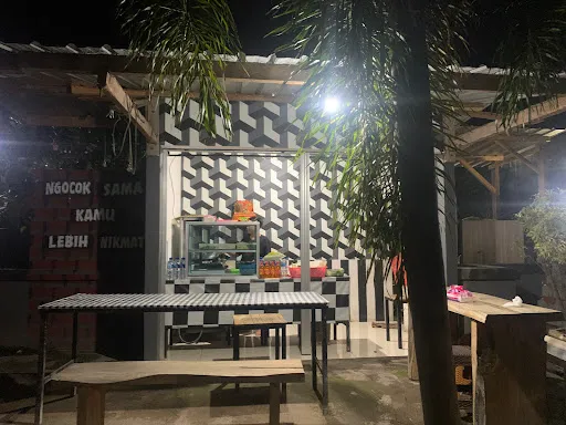 Warung Men Bola 1