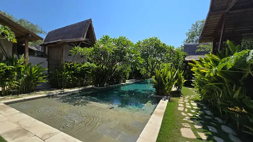 Kalyssa Beach Bungalows 2
