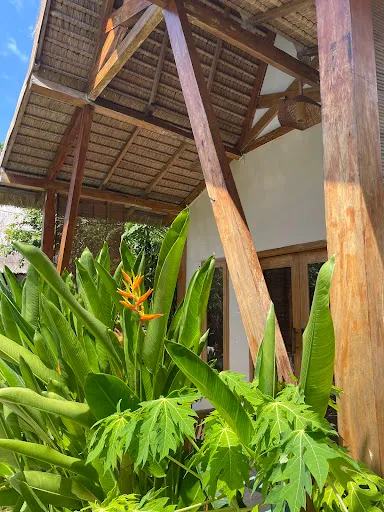 Kalyssa Beach Bungalows 4