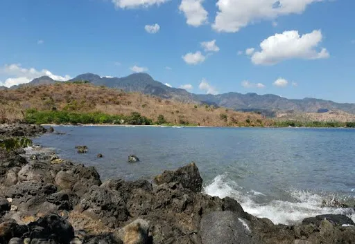 Pantai Pemuteran Bali 1