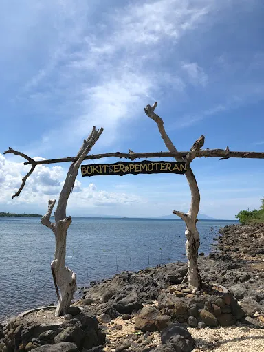 Pantai Pemuteran Bali 3