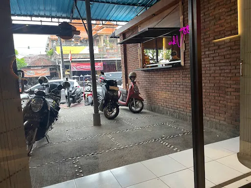 Quick Pizza Delivery Seririt 3