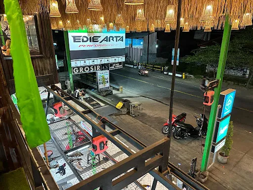 Edie Arta Cafe Seririt 3