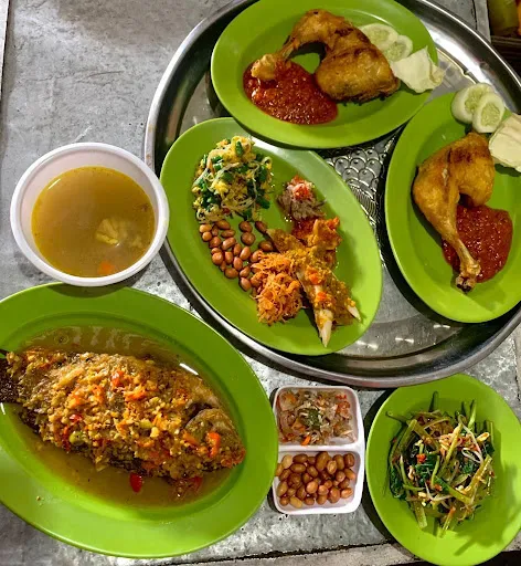 Ayam Betutu Tepi Kalianget 1