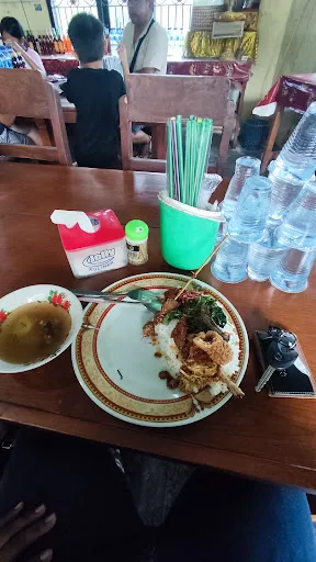 Warung Nasi Khas Bali Luh War 1