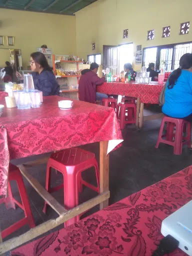 Warung Nasi Khas Bali Luh War 2