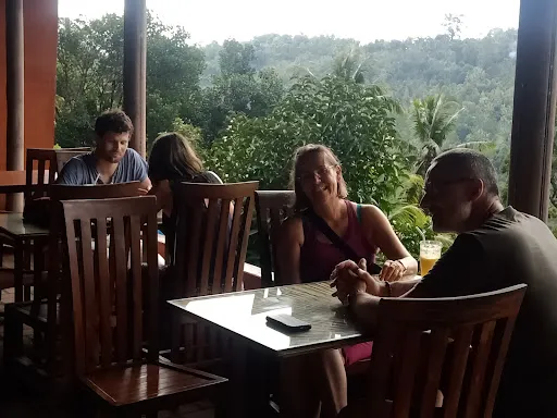 WARUNG MAYONG BALI PANORAMA 1