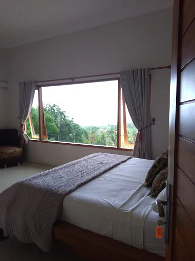 Rumah Bali Santai 4