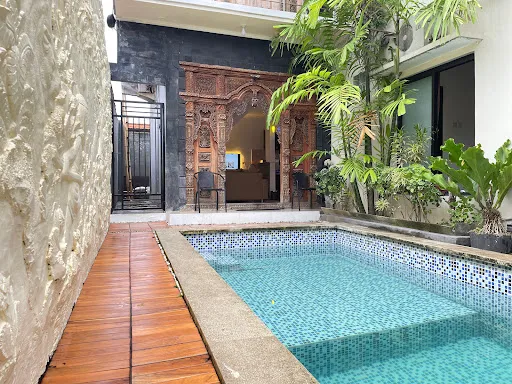 Fairfield by Marriott Bali Kuta Sunset Road 2