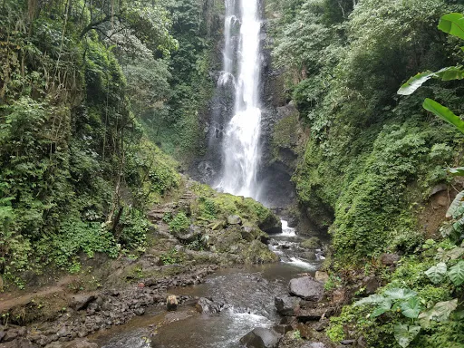 Melanting waterfall 1