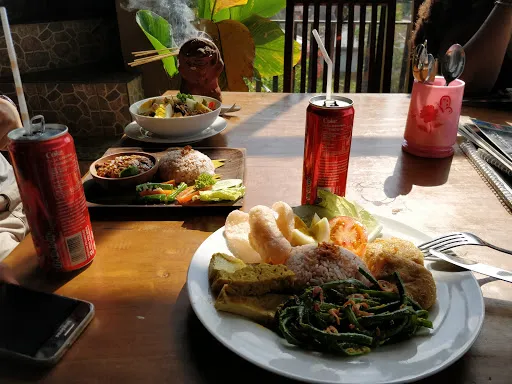 Warung Panorama & Panorama Munduk Guest House 2