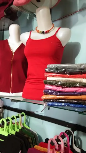 Pasar Desa Munduk 3