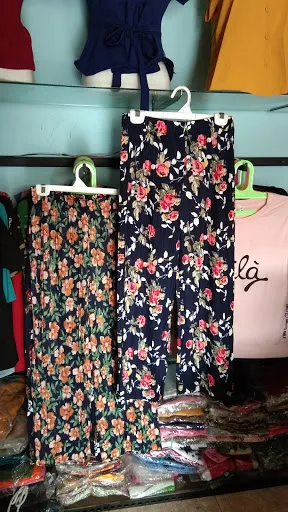 Pasar Desa Munduk 4