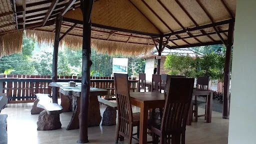Red land warung munduk 4