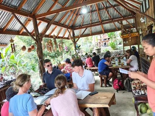 Warung Amerta Sari, Desa Gobleg 2