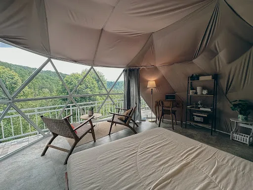 Moondock Luxury Camp 3