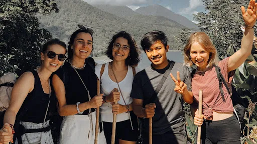 Munduk Trippedia (Taxi Service & Tour Guide) 1