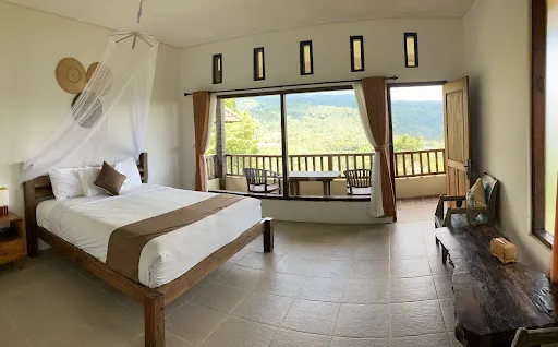 Kraras Guest House & DonBiyu Rendezvous Restaurant Munduk 1