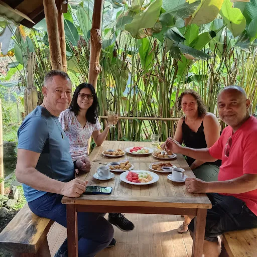 Da'Kayu Bali homestay & warung 4