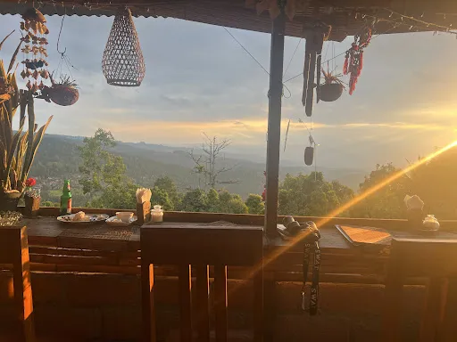 Warung Enjoy Cafe 2 Munduk 1