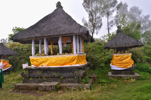 Pucak Kedaton Temple 1
