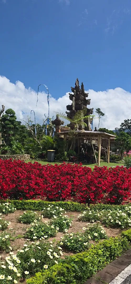 The Blooms Garden Mini Teletubbies House 1