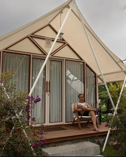 Svargan Lakeside Glamping and Restaurant 2