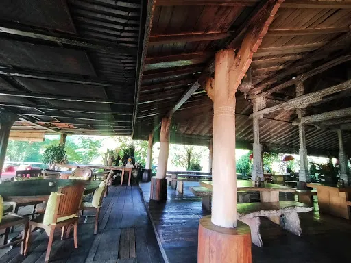 Warung Rekreasi Bedugul 1